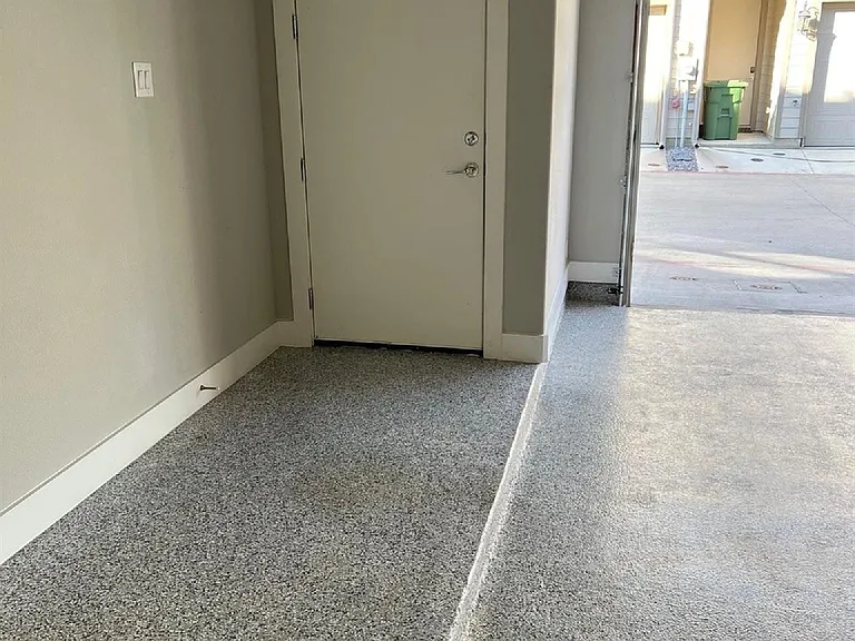252 Crockett St — Photo 14