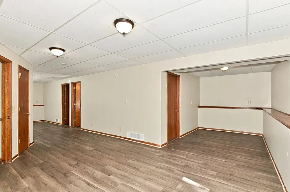 3 bed, 1.5 bath, 1692 sqft, $1,320 — Photo 4