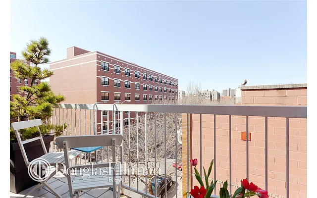 Sold by Douglas Elliman | media 10