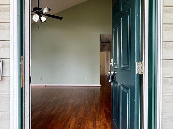 2nd image of 1485 Middlesbrough Dr
