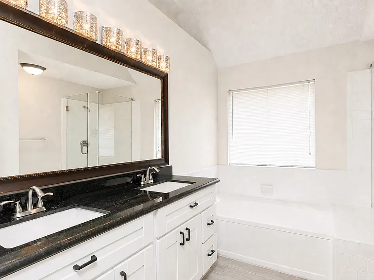 9210 Towne Terrace Dr — Photo 28