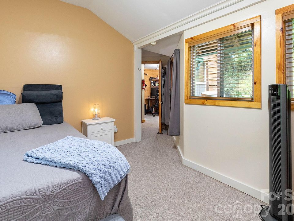 16th image of 3387 Union Hill Rd