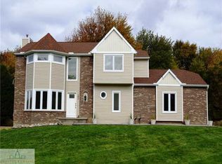 1330 Willoughby Rd, Mason, MI 48854