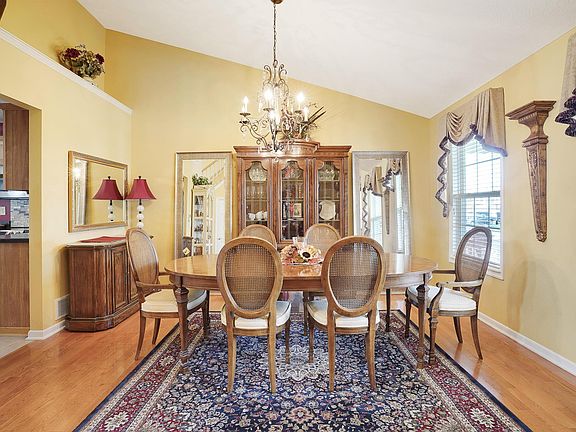4th image of 8023 Slate Park Ave