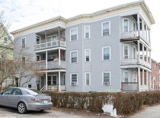 160 Agawam St, Lowell, MA 01852