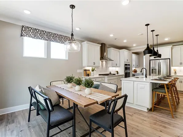 12330 Ava Ln, Windsor, VA 23487