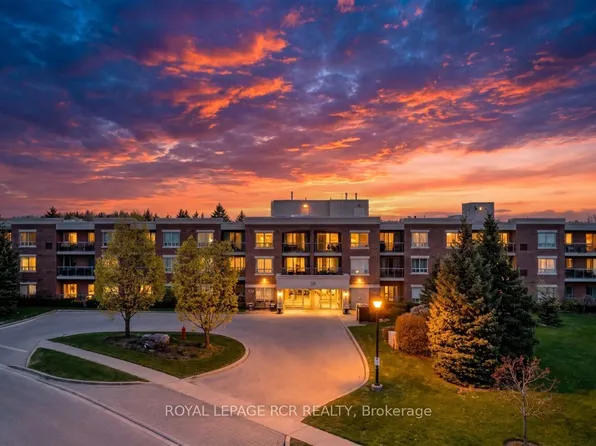 35 Via Rosedale Way #113, Brampton, ON L6R 3J9