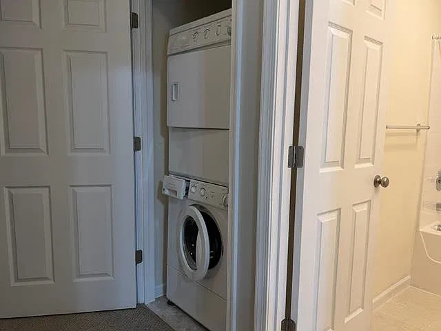 3 bed, 2.5 bath, 1584 sqft, $1,850 — Photo 4