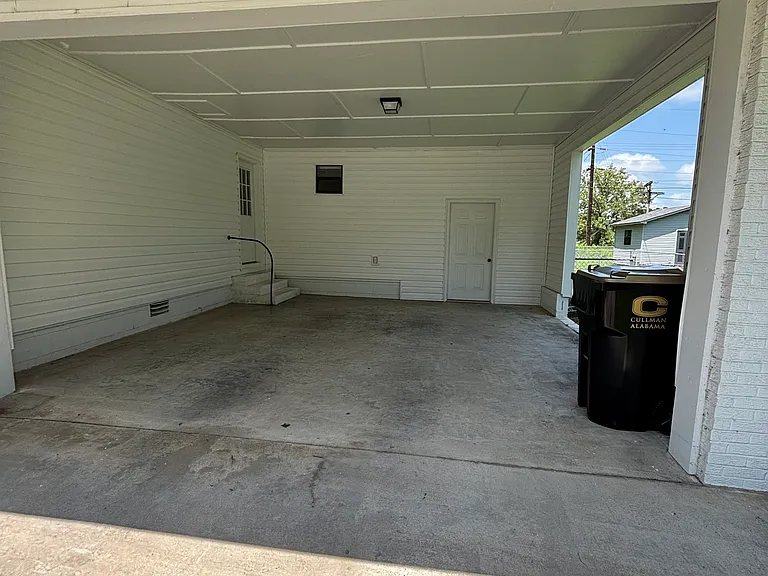 2109 Dialsdale Dr SW — Photo 3