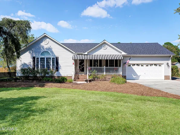 161 Morgan Cove Drive, Burgaw, NC 28425