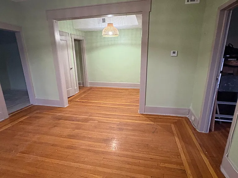387 4th Ave W #3 — Photo 13