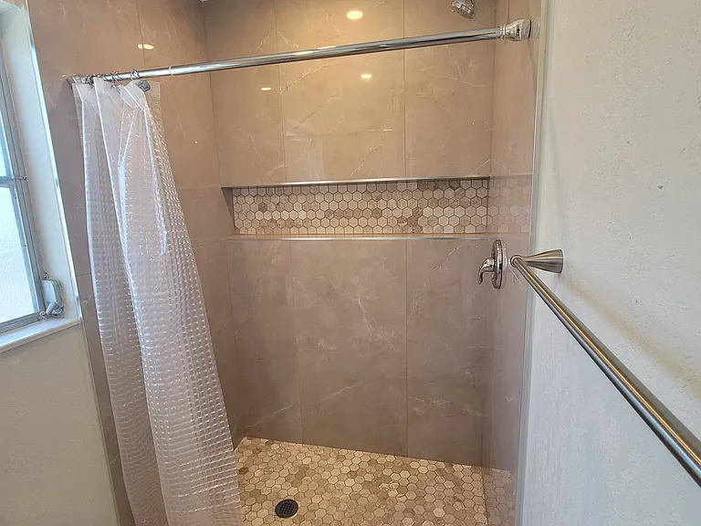 10400 112th Way N — Photo 15