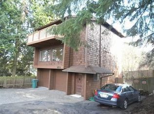 826 NE 103rd St, Seattle, WA 98125