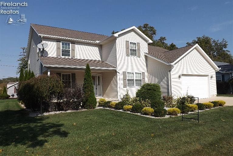 1st image of 1494 Autumnwoods Dr
