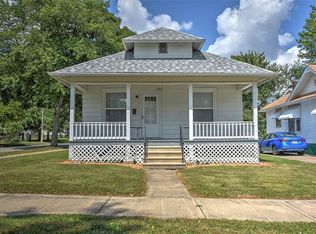 1704 E Decatur St, Decatur, IL 62521