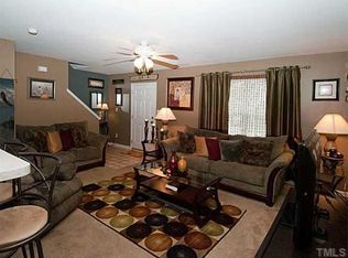 3705 Satinleaf Dr, Raleigh, NC 27616