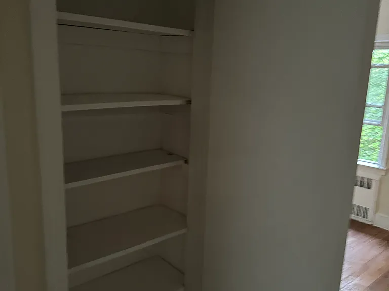 32 Starr Ave #6 — Photo 12