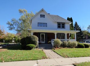 121 S 4th St, Delavan, WI 53115