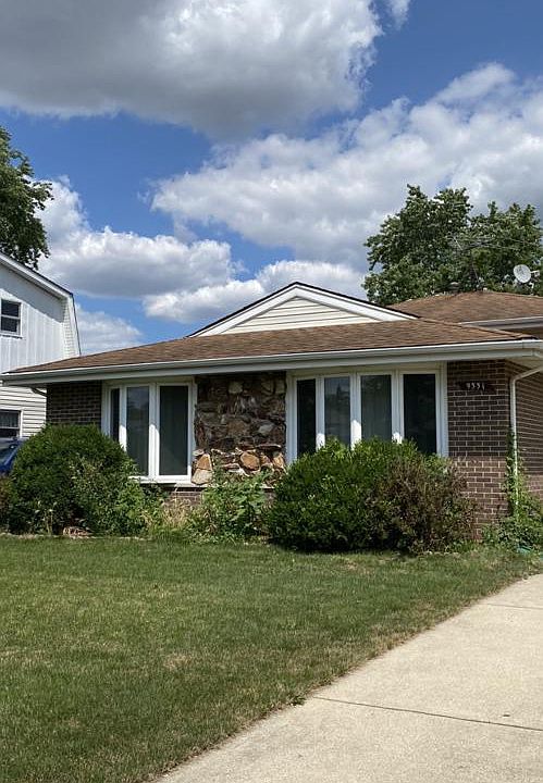 1st image of 9331 S McVicker Ave