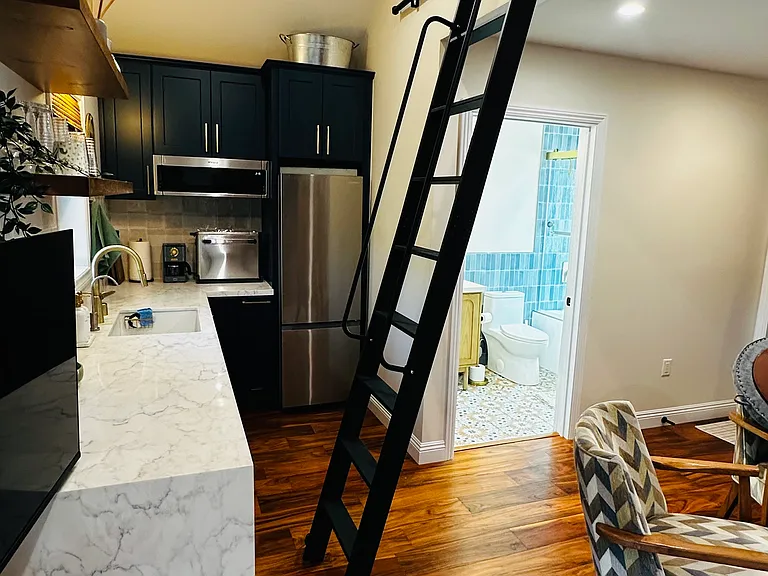 3901 Park Vista Pl — Photo 10