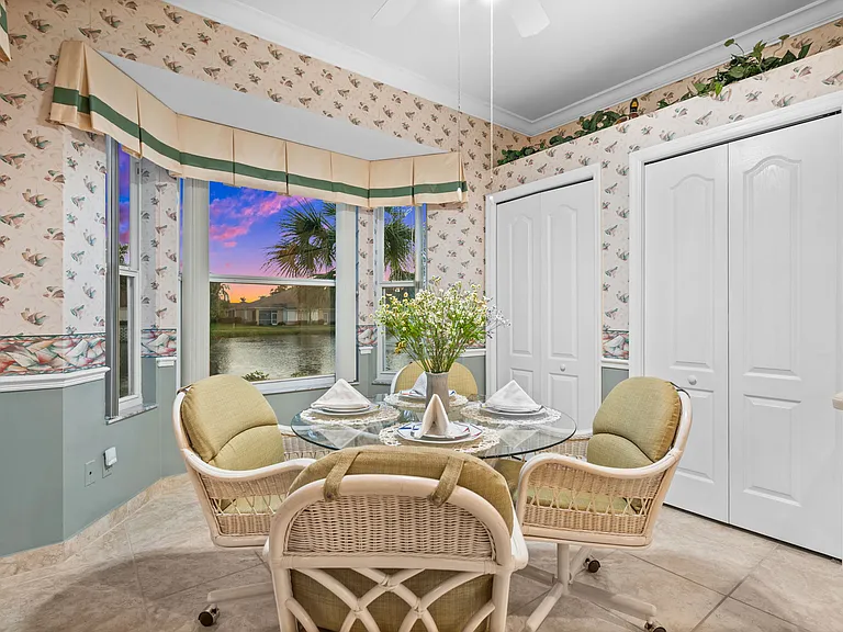 20606 Candlewood Holw — Photo 9