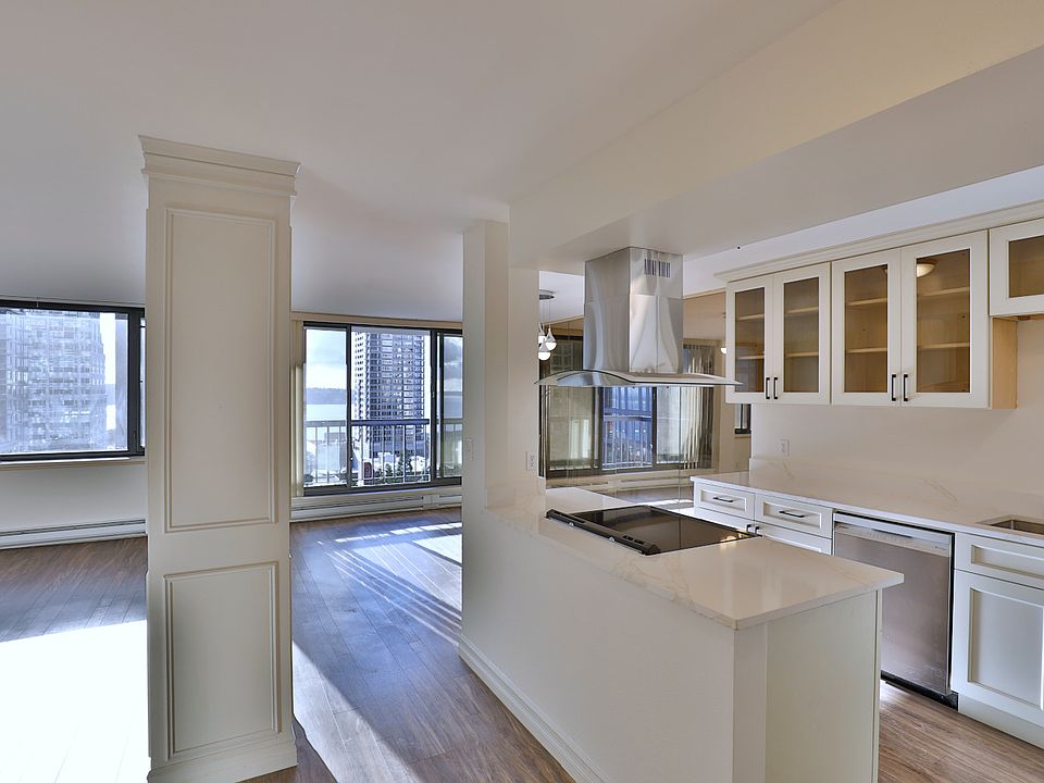 Kitchen / Living