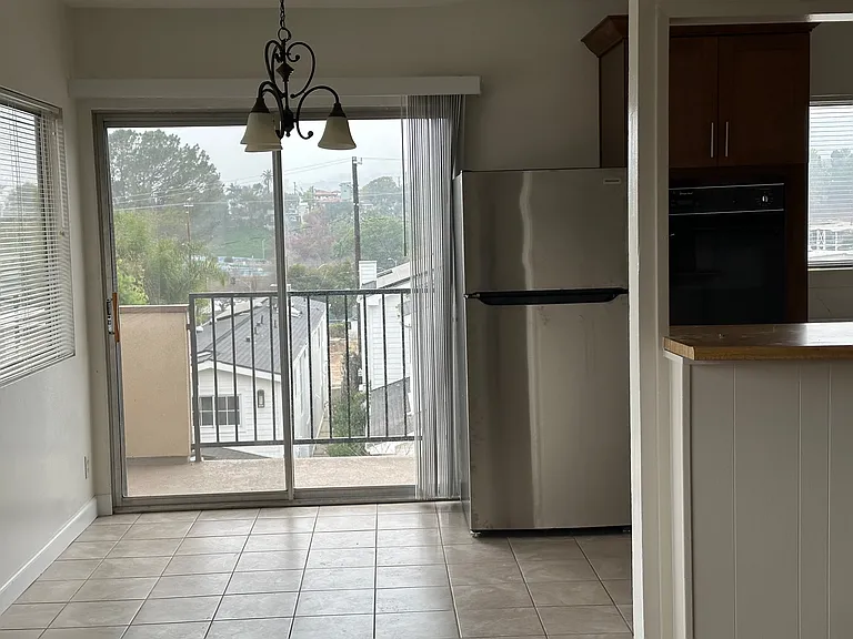 840 Haverford Ave #7 — Photo 7
