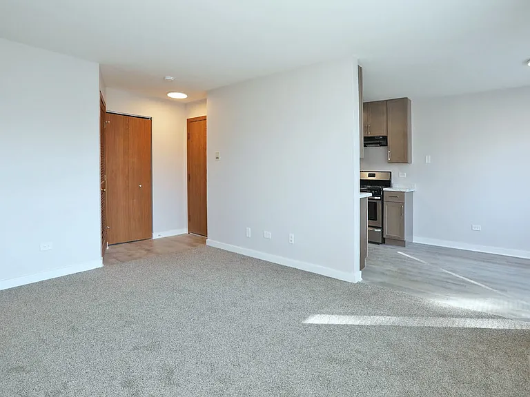 675 Greenfield Ct #D1 — Photo 9