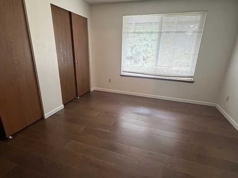 34005 1st Cir S — Photo 7