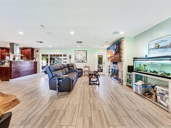 5th image of 14260 SW 21st Street