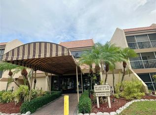 240 Lakeview Dr APT 212, Fort Lauderdale, FL 33326