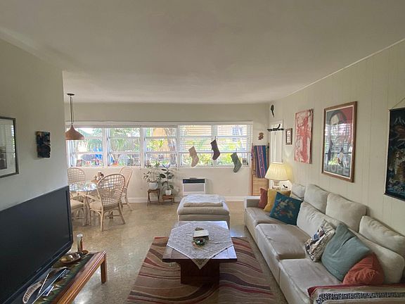 5th image of 713 SW 7th St #713