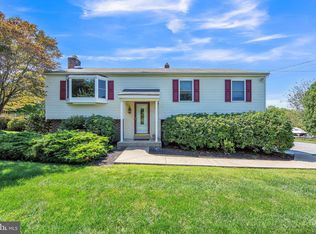 1520 Stouff Rd, Downingtown, PA 19335