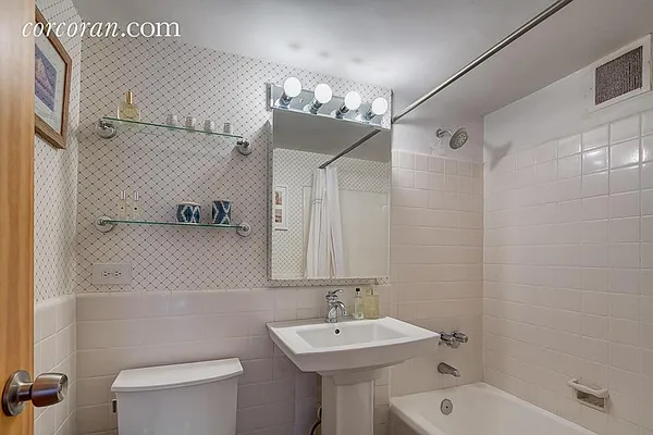 Sold by Corcoran | media 29