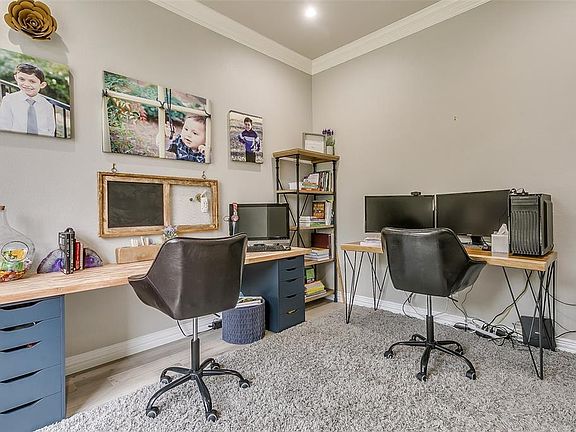 5th image of 1700 Heritage Ct