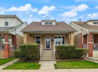 2641 N Mango Ave, Chicago, IL 60639