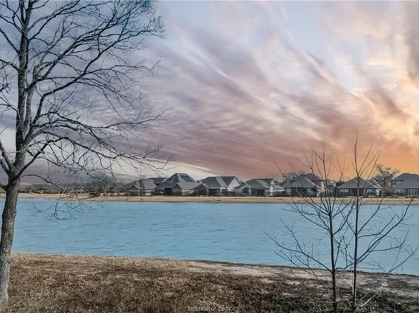 3741 Cooper Ct, College Station, TX 77845