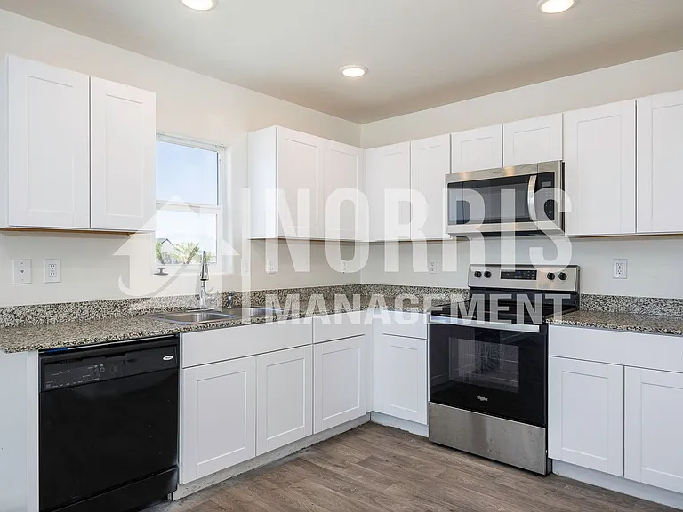 14282 S Vera Cruz Rd — Photo 6