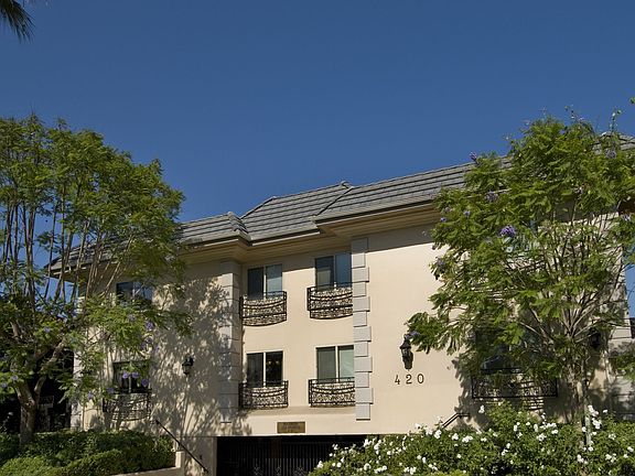 2nd image of 420 S Oak Knoll Ave APT 1
