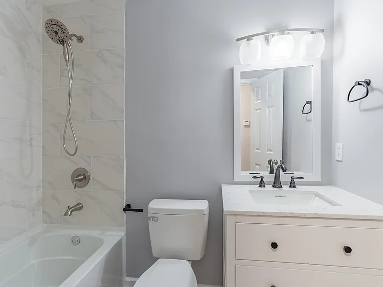 108 Dutch Dr — Photo 20