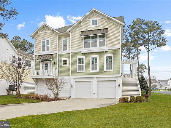 3rd image of 38839 Silver Sands Dr N