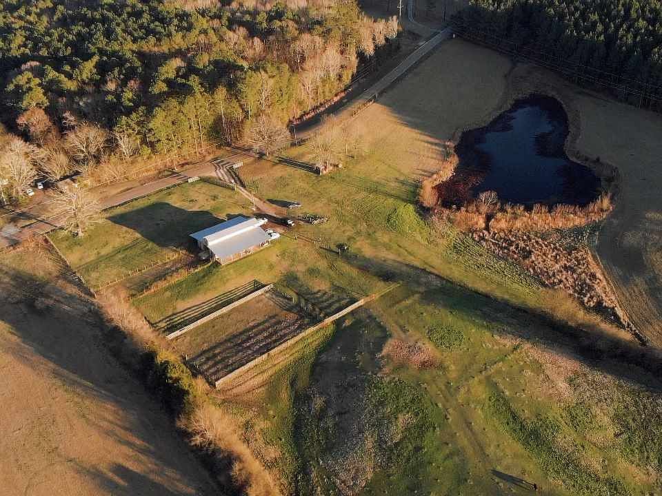2nd image of 478 Andrew Chapel Rd