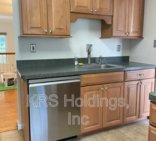 6268 Walkers Croft Way — Photo 4