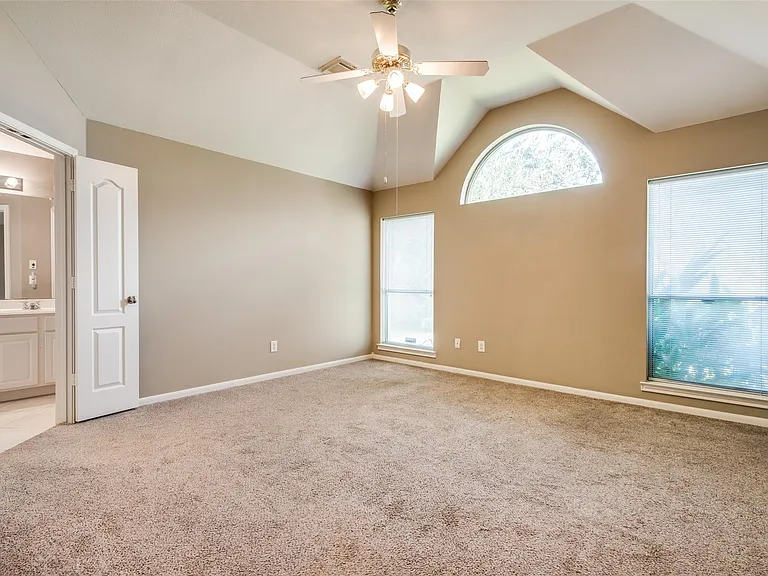 9827 Bestin Ln — Photo 18