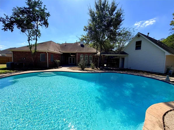 20434 Long Cypress Dr, Spring, TX 77388