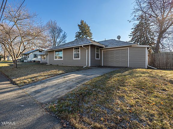 2nd image of 1218 E Alder