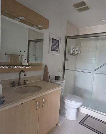 5th image of 2400 SW 27th Ave #1