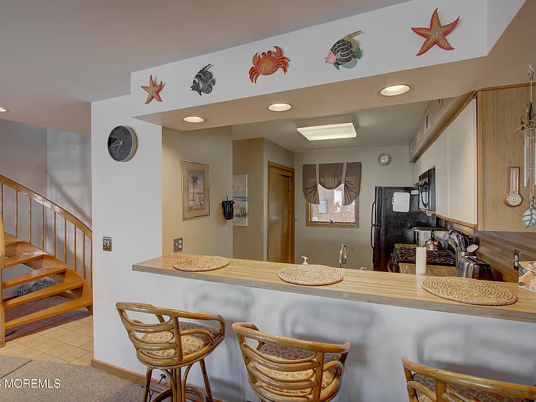 900 Ocean Ave #24 — Photo 10