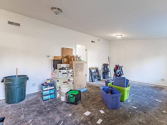 5th image of 1318 Greenwood Ave