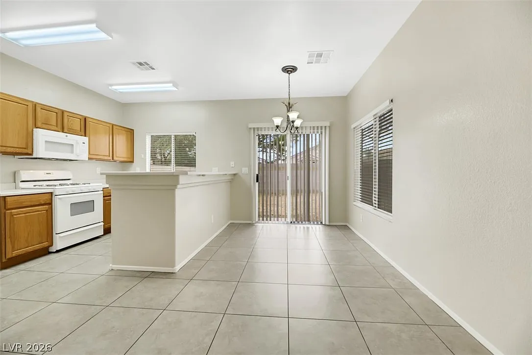 2 bed, 2.5 bath, 1170 sqft, $1,625 — Photo 4